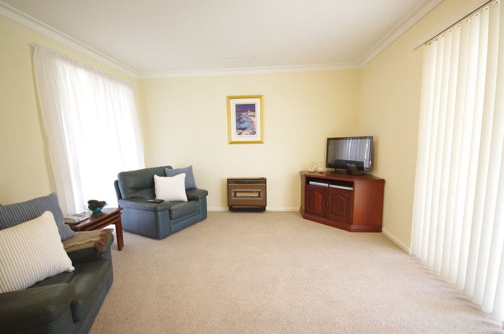 12 Puglia Place, Koondoola WA 6064, Koondoola - Thumbnail 4