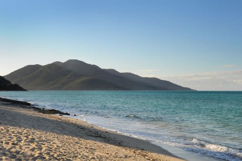 42 Gloucester Avenue, Hideaway Bay QLD 4800, Hideaway Bay - Thumbnail 2
