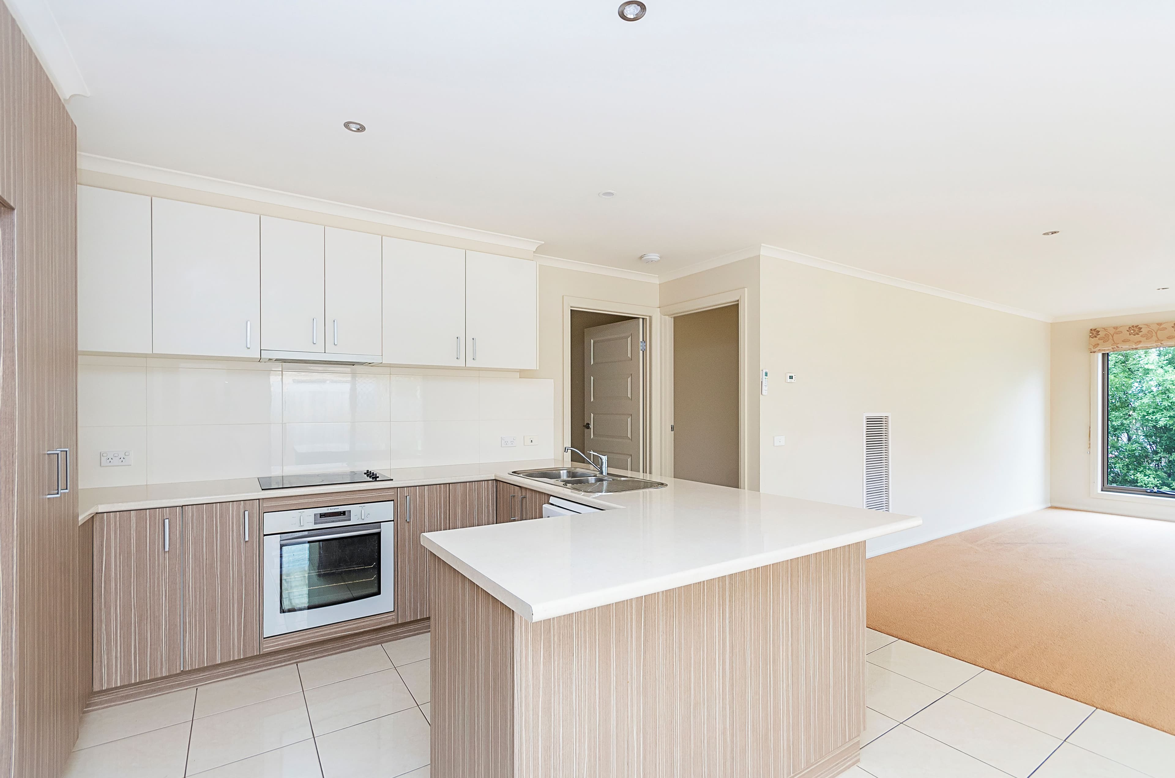 6 Singleton Court, Warrnambool VIC 3280, Warrnambool - Thumbnail 3