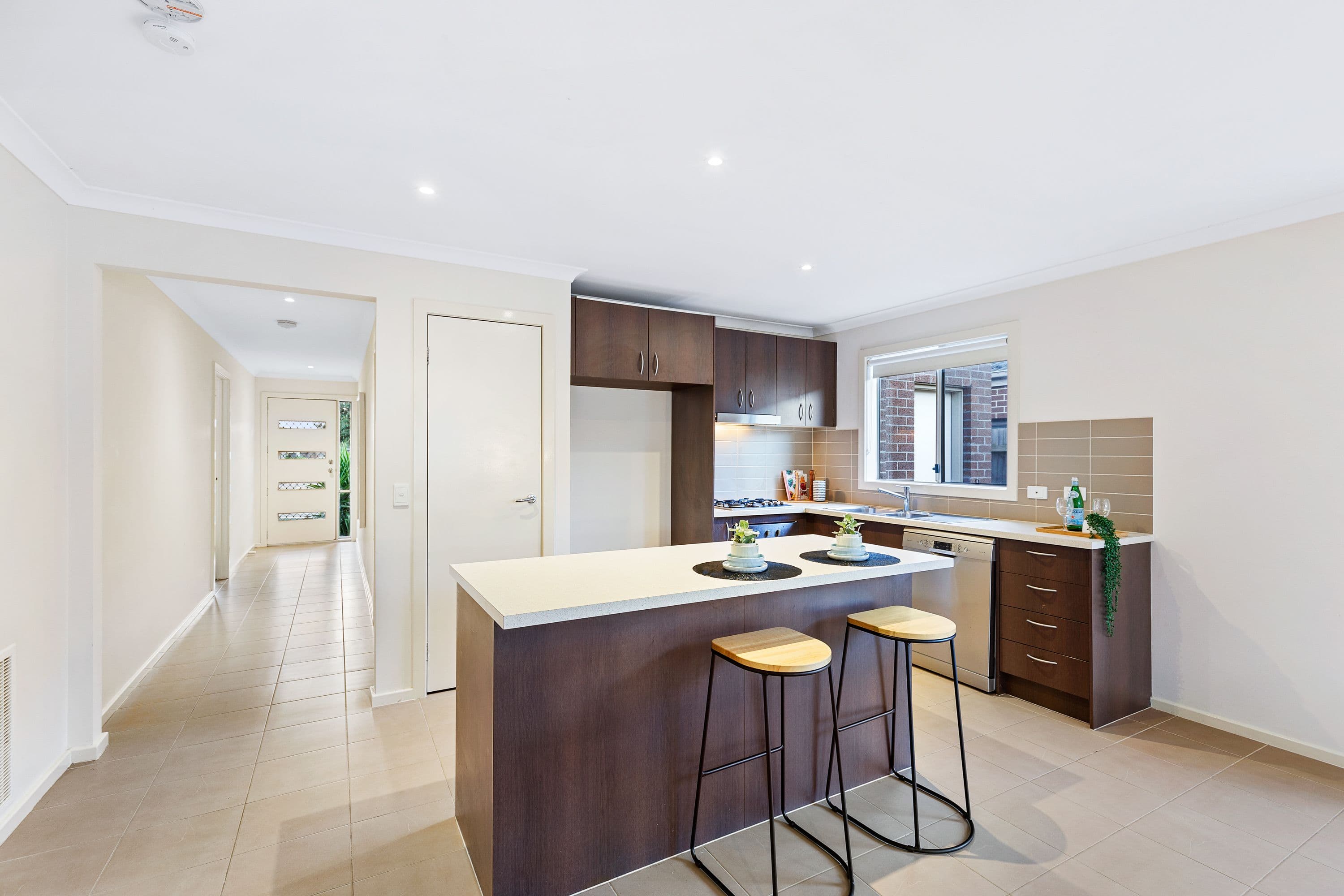 20 Kingsley Avenue, Point Cook - Thumbnail 2