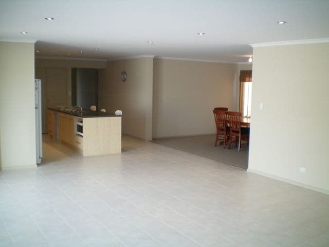 3 Warwick Court, PARALOWIE SA 5108, Paralowie - Thumbnail 2