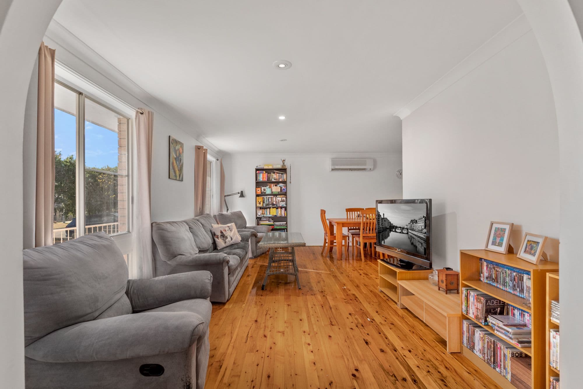 10 Maroubra Crescent, Woodbine NSW 2560, Woodbine - Thumbnail 3