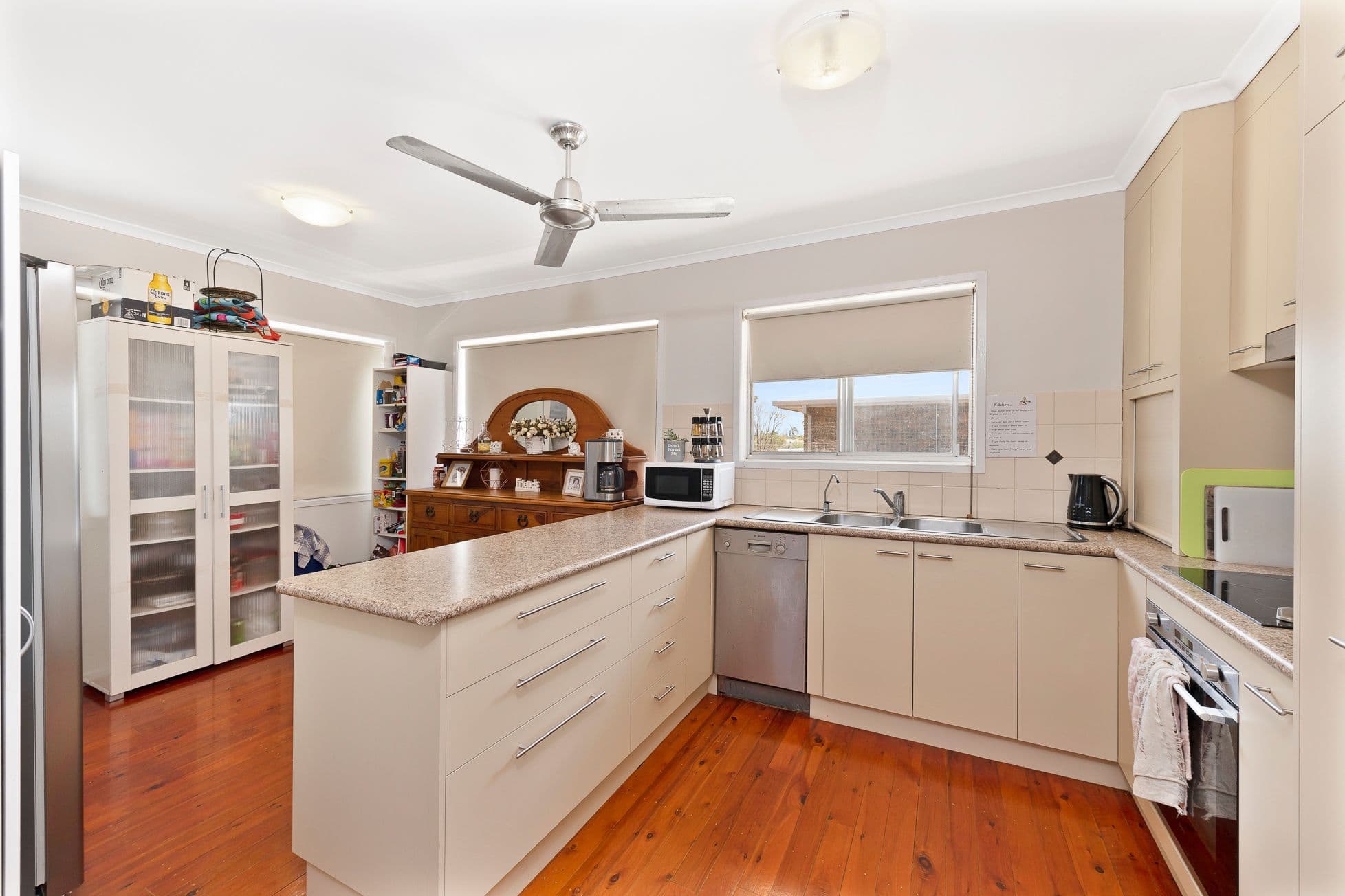 20 Avenell Street, Avenell Heights QLD 4670, Avenell Heights - Thumbnail 6