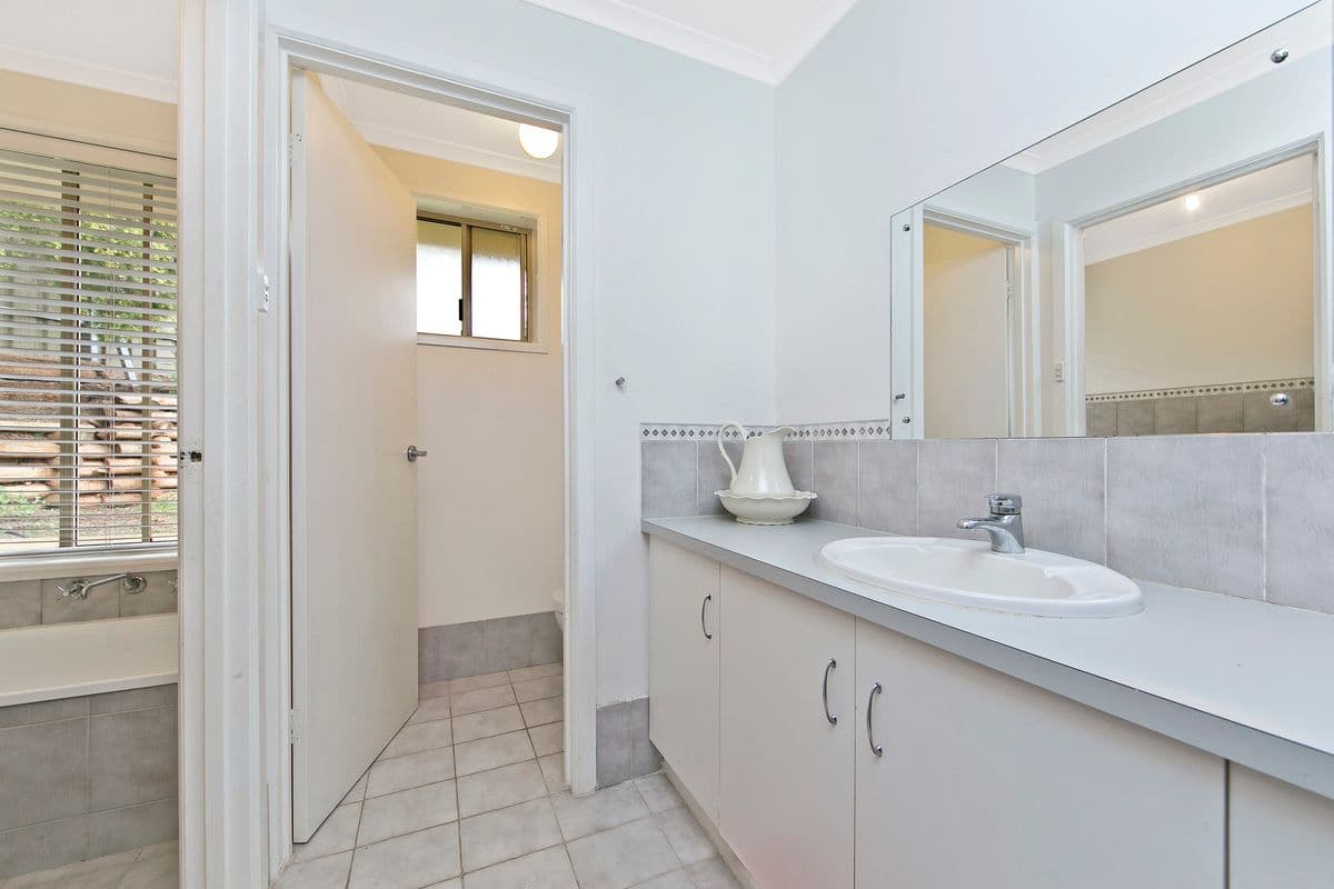 20 Lundie Crescent, Gawler East SA 5118, Gawler East - Thumbnail 5