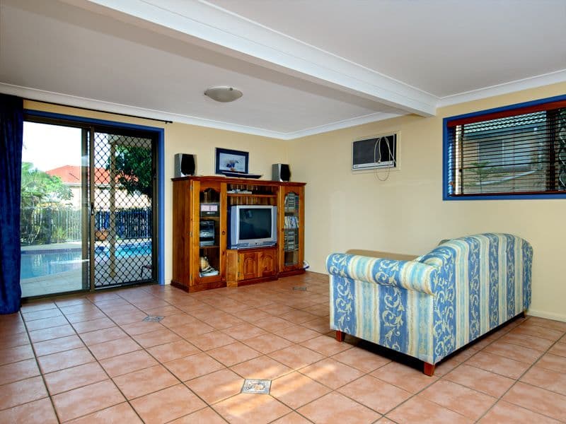 12 Nidalla Street, MACGREGOR QLD 4109, Macgregor - Thumbnail 4