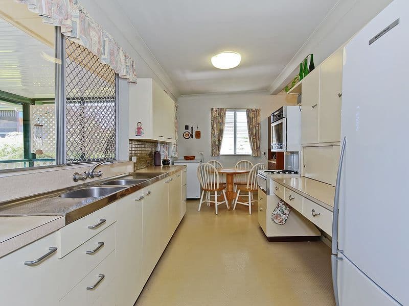 28 Fontayne Street, ASPLEY QLD 4034, Aspley - Thumbnail 2