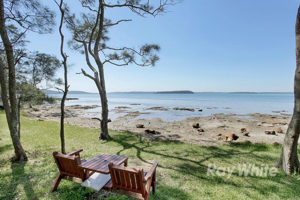 2 The Promenade, Wangi Wangi - Image 1