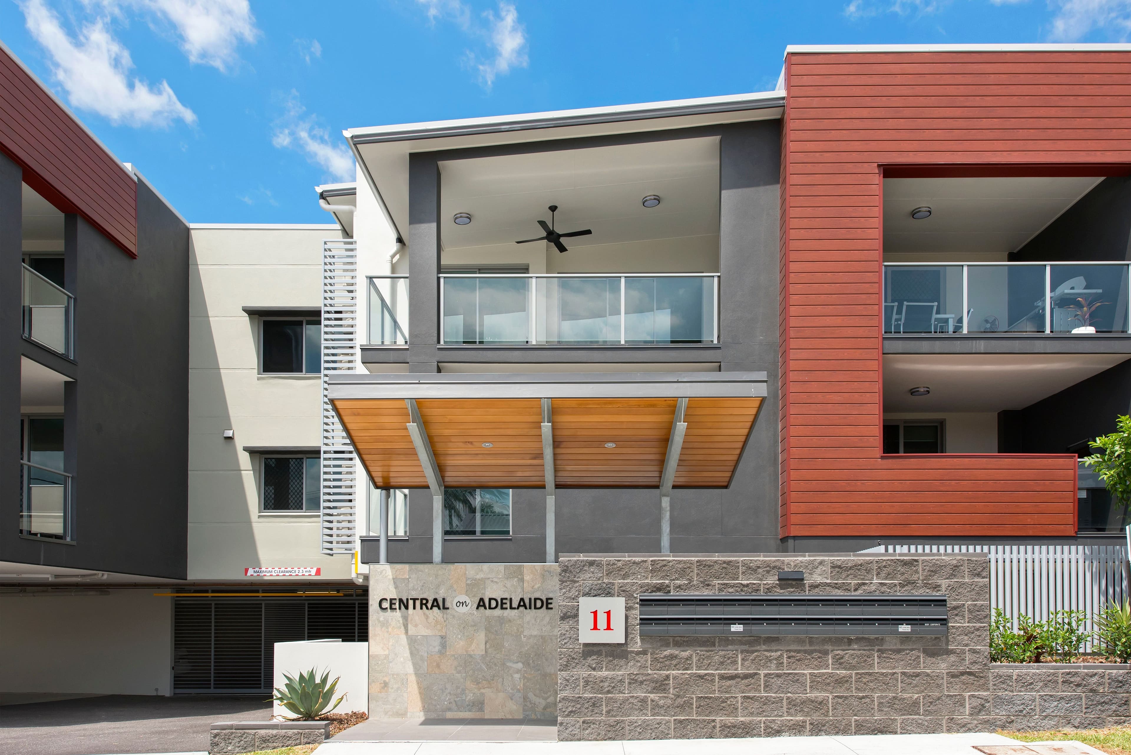 11 Adelaide Street, Carina QLD 4152, Carina - Thumbnail 2