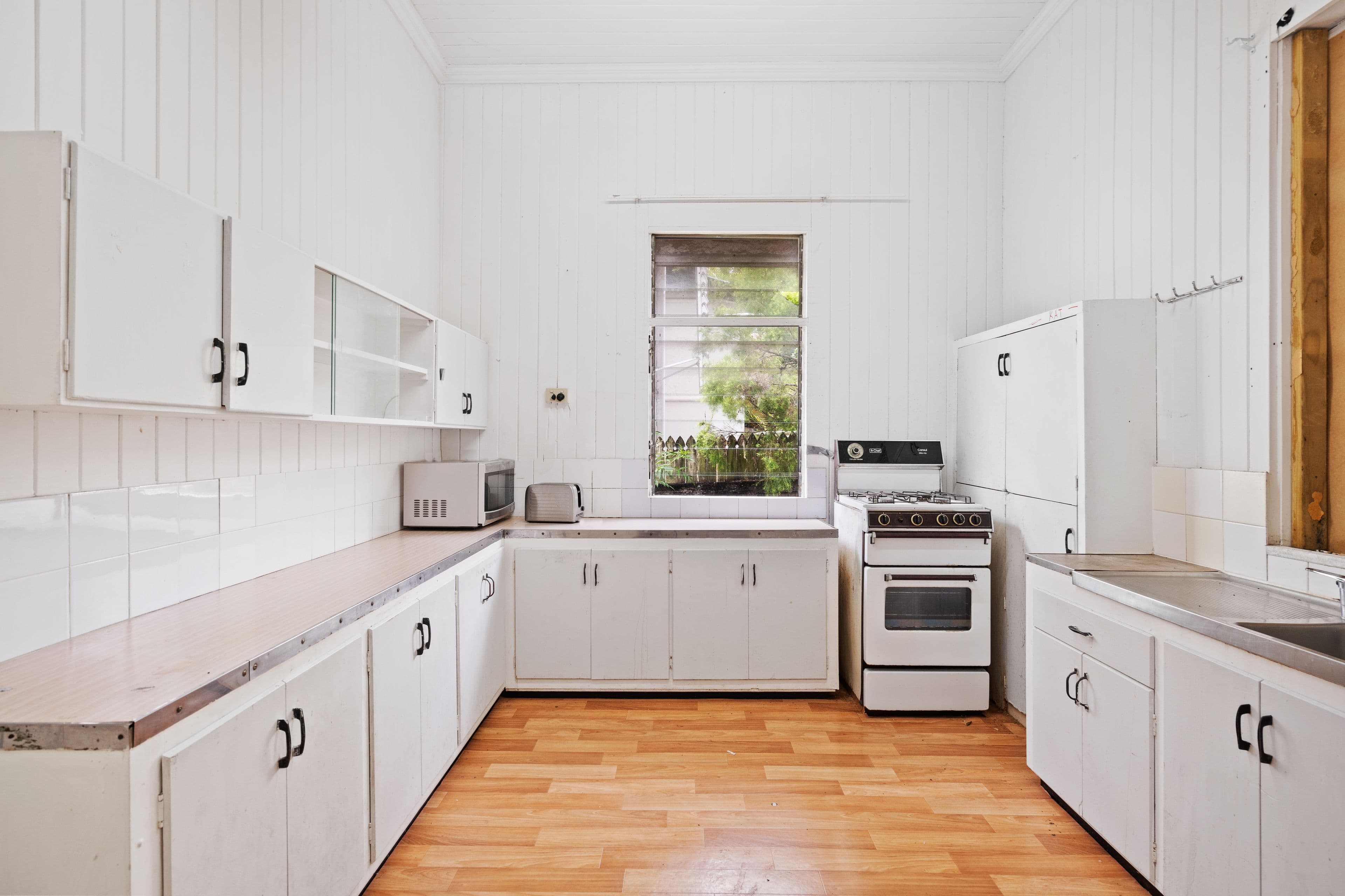 21 Logan Street, Greenslopes QLD 4120, Greenslopes - Thumbnail 8