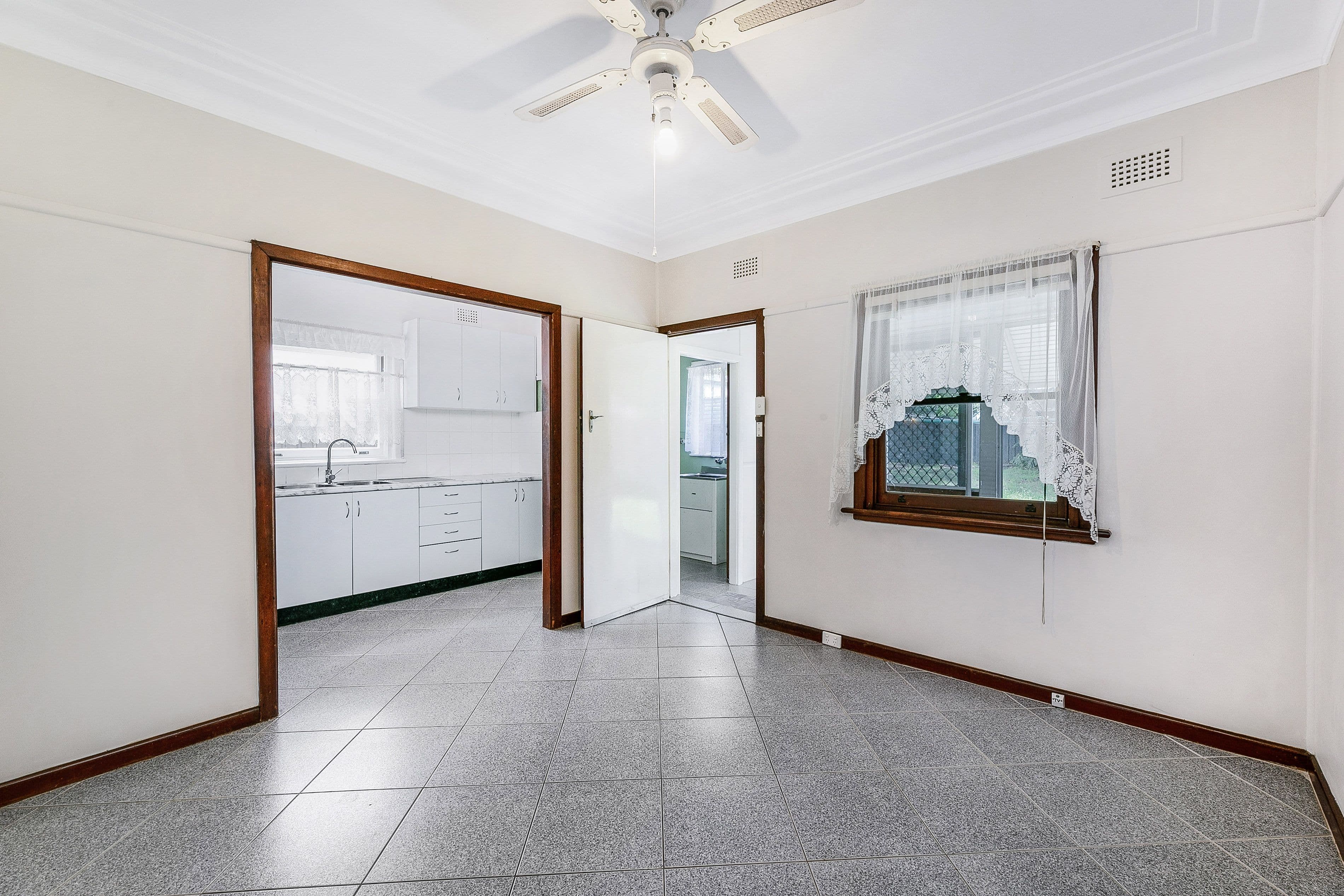 21 The Avenue, Yagoona NSW 2199, Yagoona - Thumbnail 3