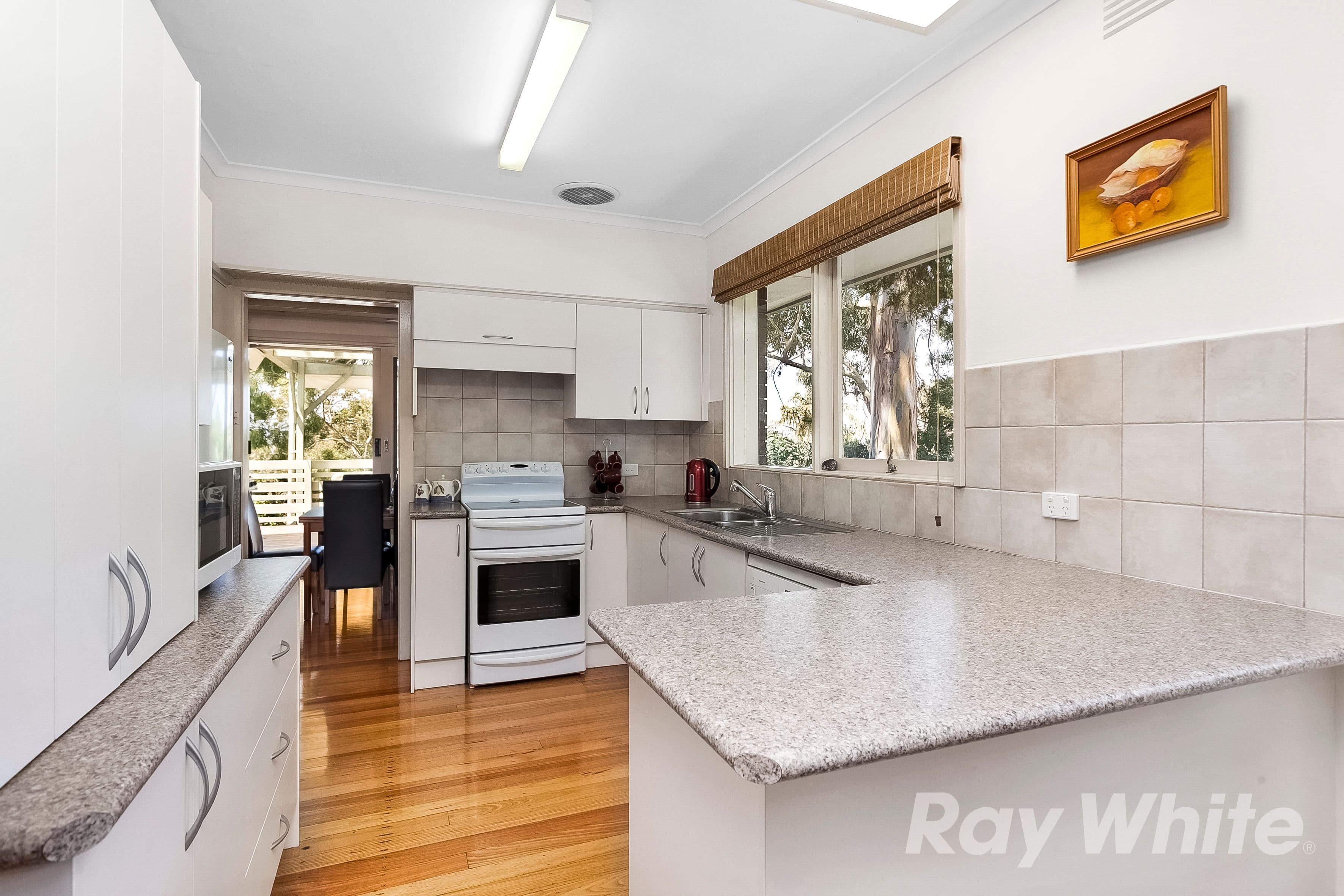 5 Terama Court, Glen Waverley VIC 3150, Glen Waverley - Thumbnail 4