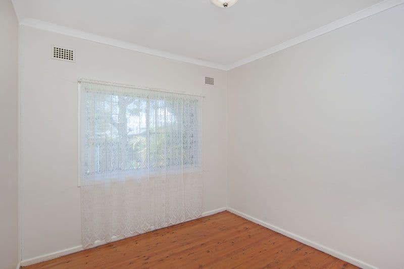 16 Dampier Boulevarde, KILLARNEY VALE NSW 2261, Killarney Vale - Thumbnail 6