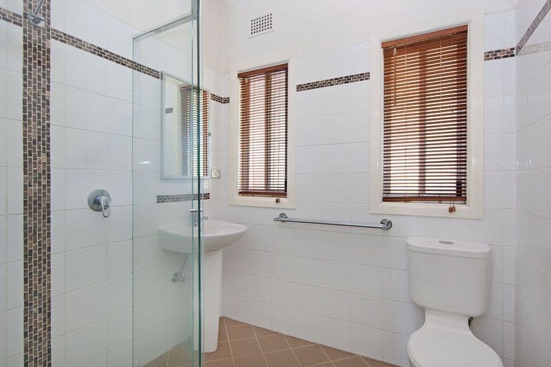 16 Dampier Boulevarde, KILLARNEY VALE NSW 2261, Killarney Vale - Thumbnail 8