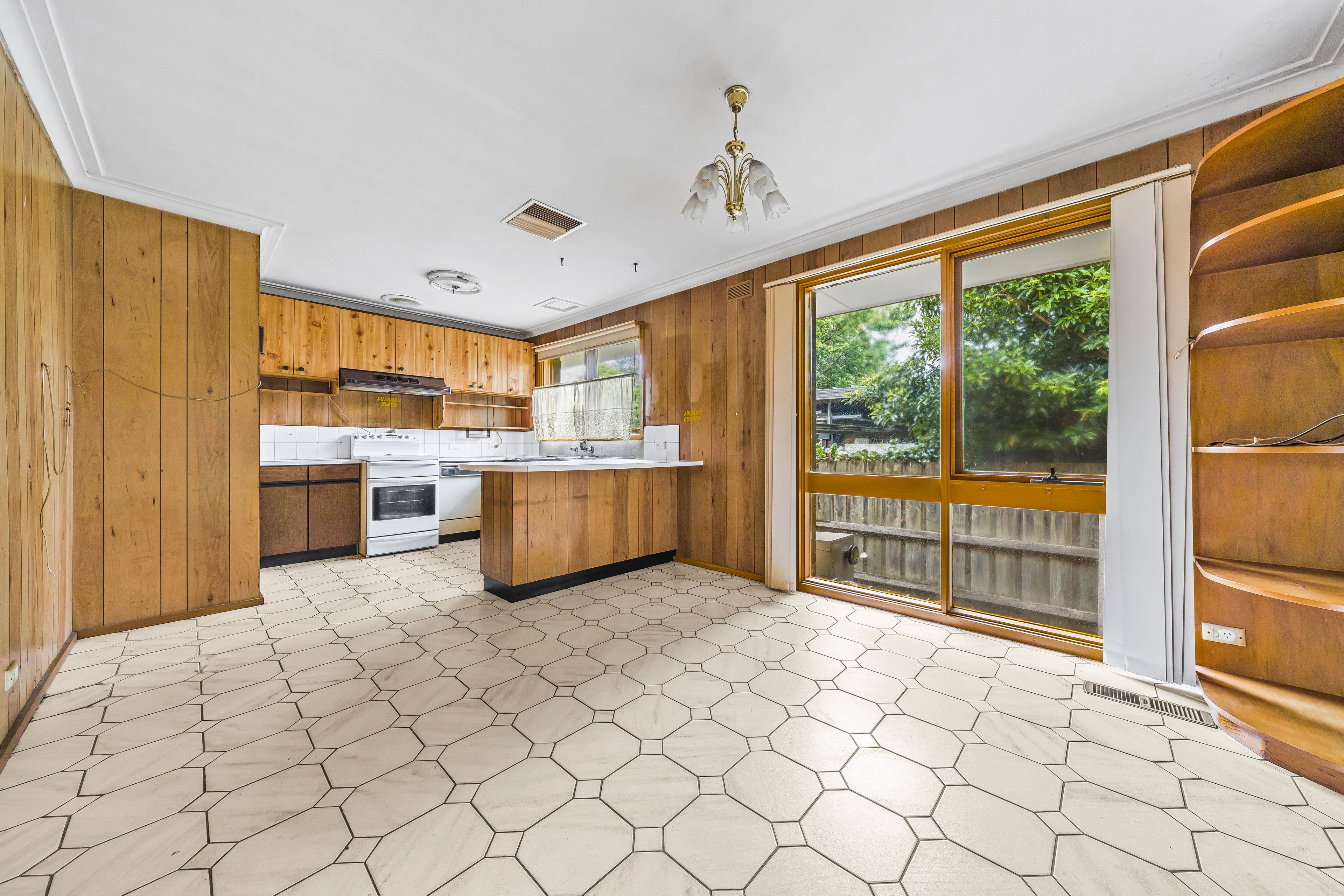 29 Rosehill Street, Scoresby VIC 3179, Scoresby - Thumbnail 2