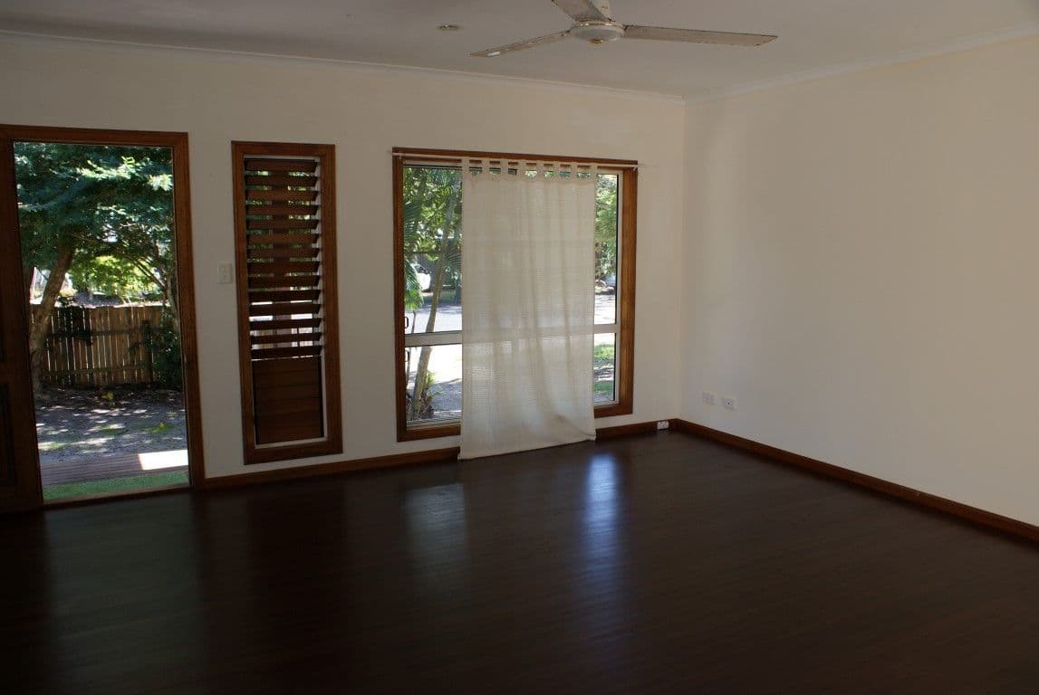 74 Holland Street, Wongaling Beach QLD 4852, Wongaling Beach - Thumbnail 8