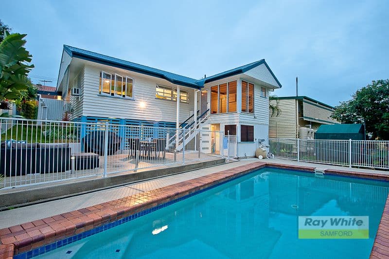 571 Robinson Road West, ASPLEY QLD 4034, Aspley - Thumbnail 2