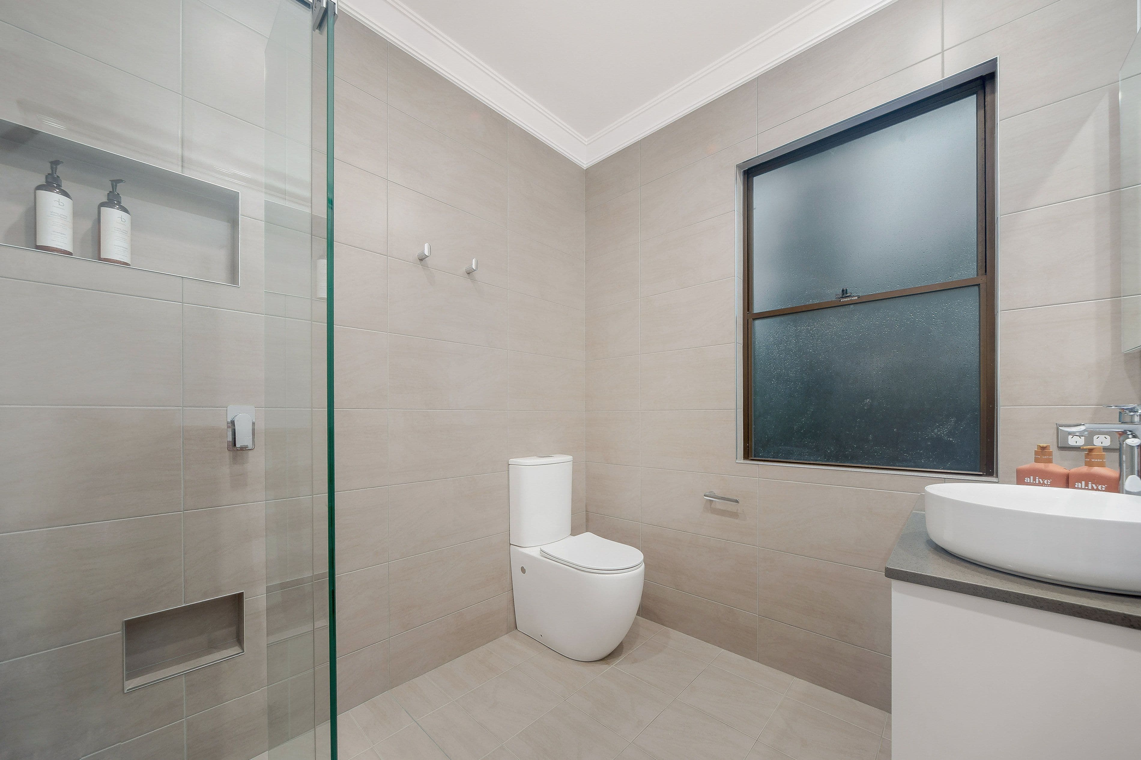 150 Rex Road, Georges Hall NSW 2198, Georges Hall - Thumbnail 7