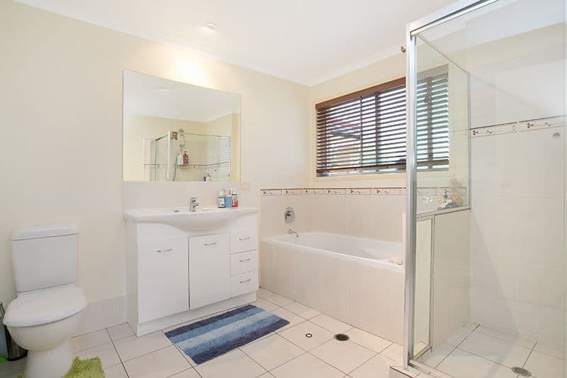 14 Rani Close, MOUNT OMMANEY QLD 4074, Mount Ommaney - Thumbnail 8