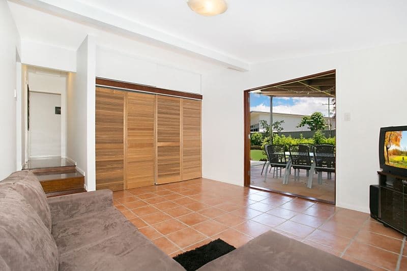 3 Ilkinia Avenue, Broadbeach Waters QLD 4218, Broadbeach Waters - Thumbnail 7