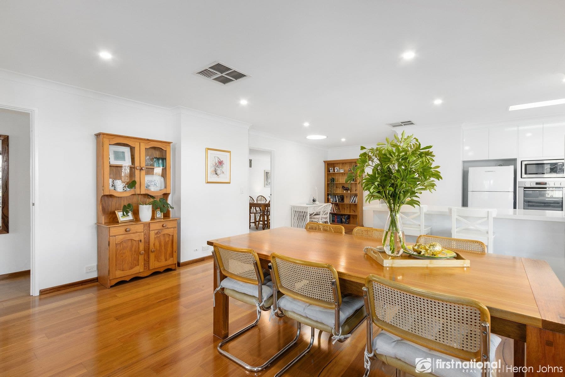 34 Morphett Crescent, Bateman WA 6150, Bateman - Thumbnail 4