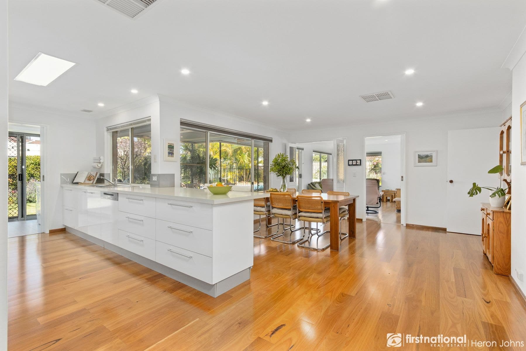 34 Morphett Crescent, Bateman WA 6150, Bateman - Thumbnail 5