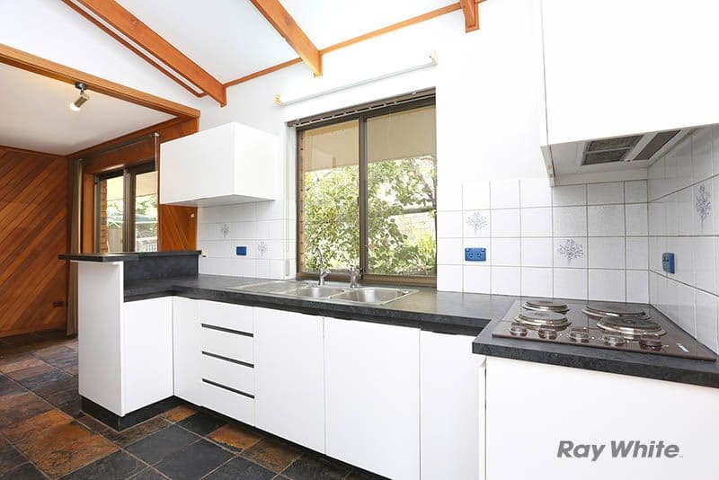 6 Tilbrook Avenue, Clare SA 5453, Clare - Thumbnail 4