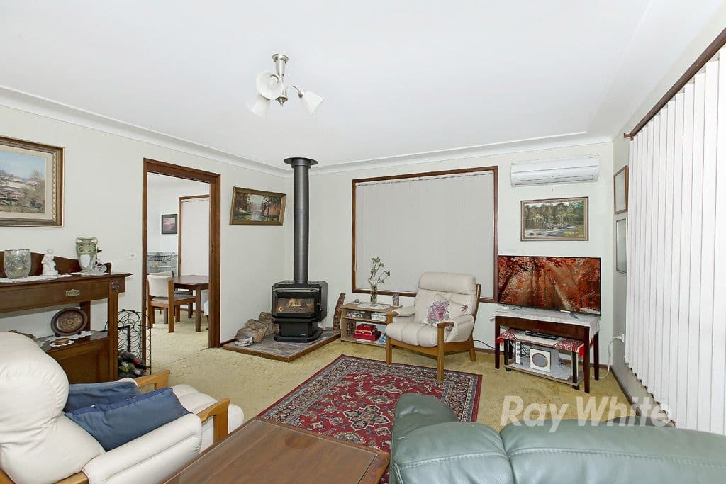 1 Glade Street, Arcadia Vale - Thumbnail 2
