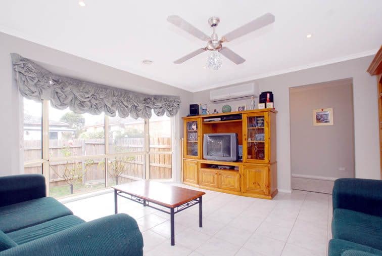 48 Kanooka Road, Wantirna South VIC 3152, Wantirna South - Thumbnail 2