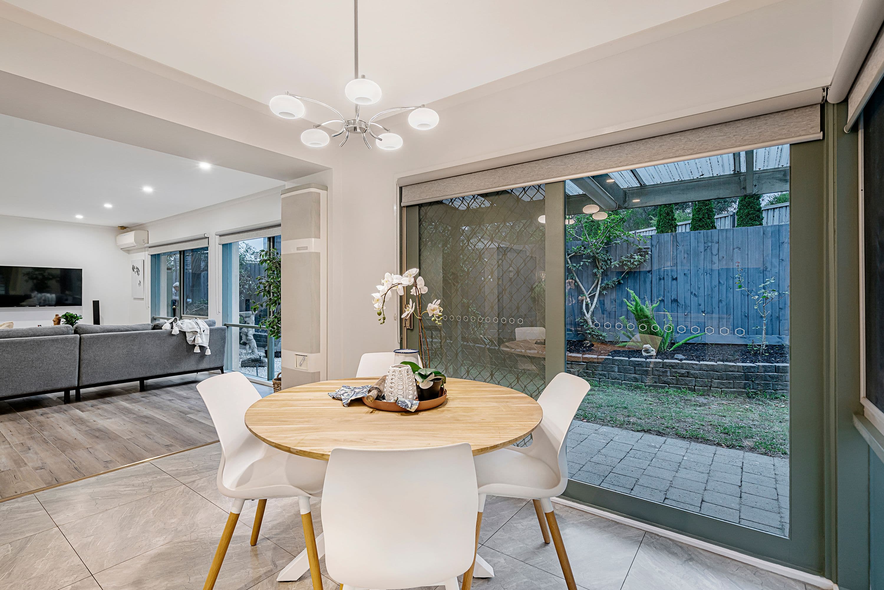 6 Rigby Mews, Rowville VIC 3178, Rowville - Thumbnail 2