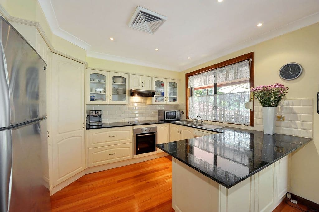 4 Spring Gully Place, WAHROONGA NSW 2076, Wahroonga - Thumbnail 2