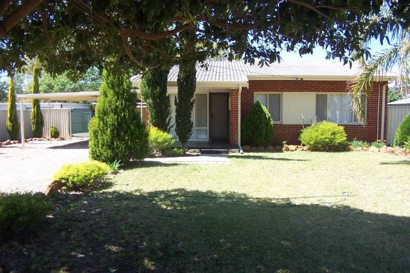 11 Northumberland Road, FORRESTFIELD WA 6058, Forrestfield - Thumbnail 4