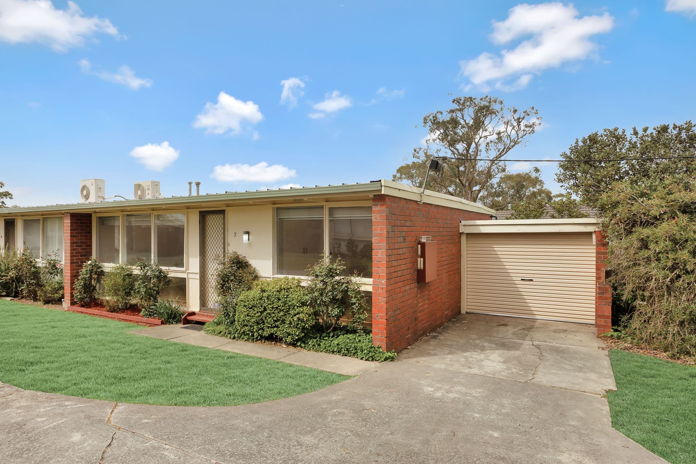 84 Hereford Road, Mount Evelyn VIC 3796, Mount Evelyn - Image 1