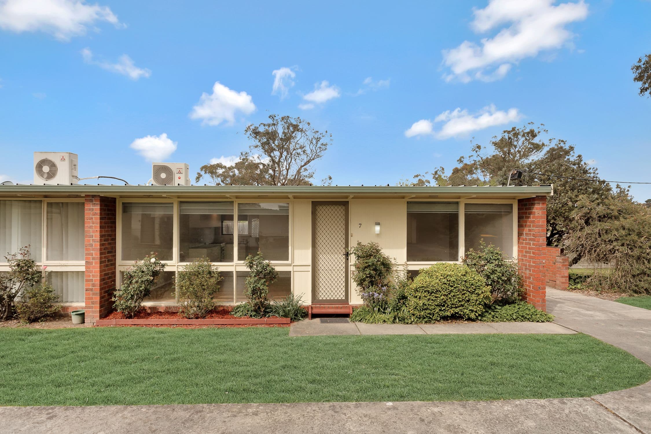 84 Hereford Road, Mount Evelyn VIC 3796, Mount Evelyn - Thumbnail 2