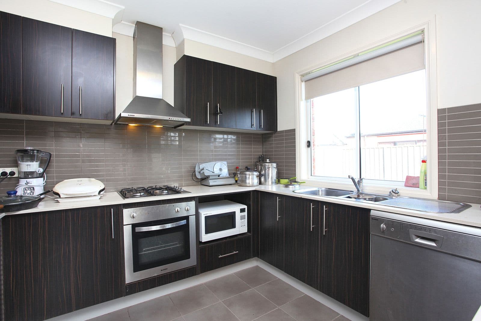 35 ARROWHEAD Street, Wyndham Vale VIC 3024, Wyndham Vale - Thumbnail 8