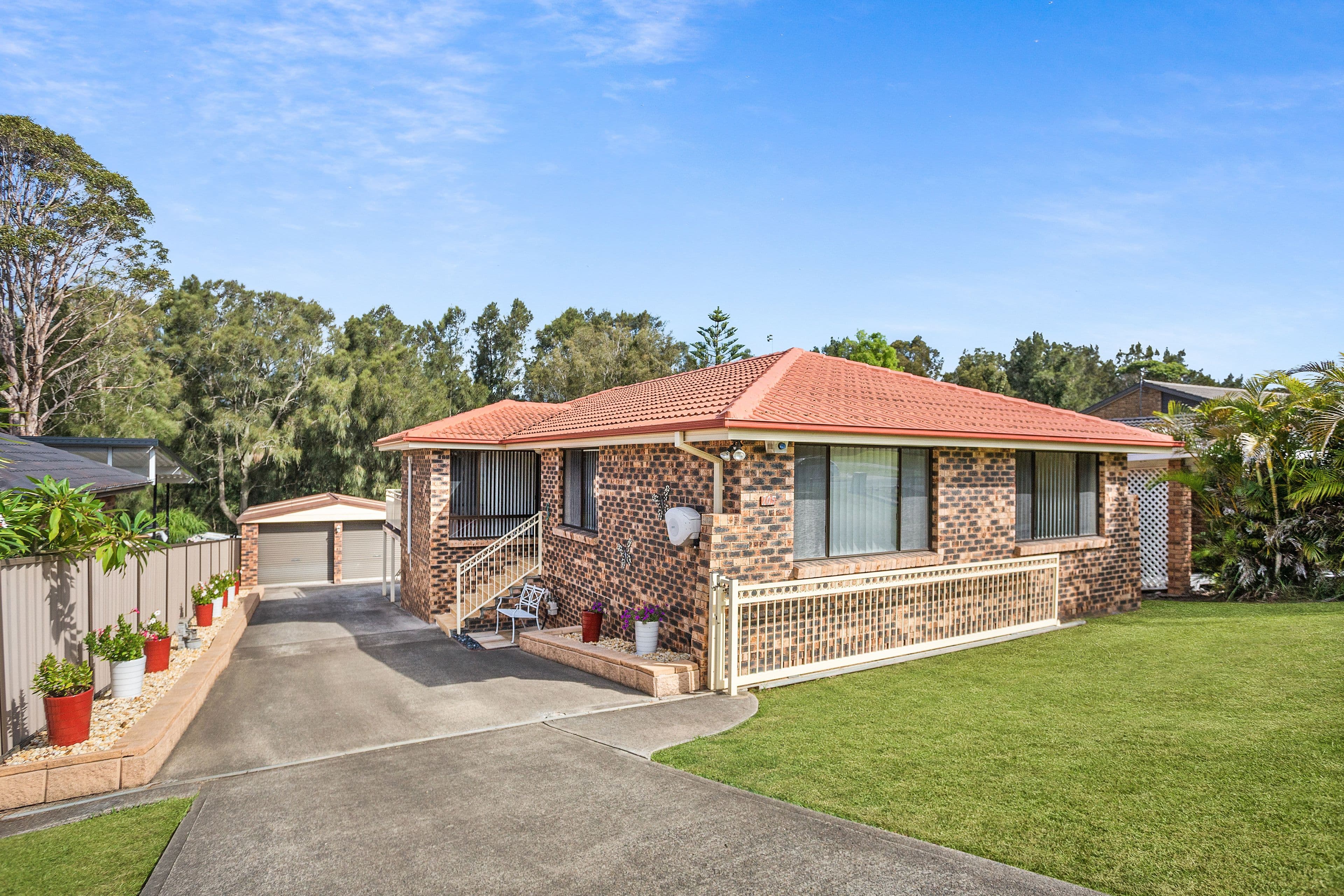 105 Ocean Beach Drive, Shellharbour NSW 2529, Shellharbour - Image 1