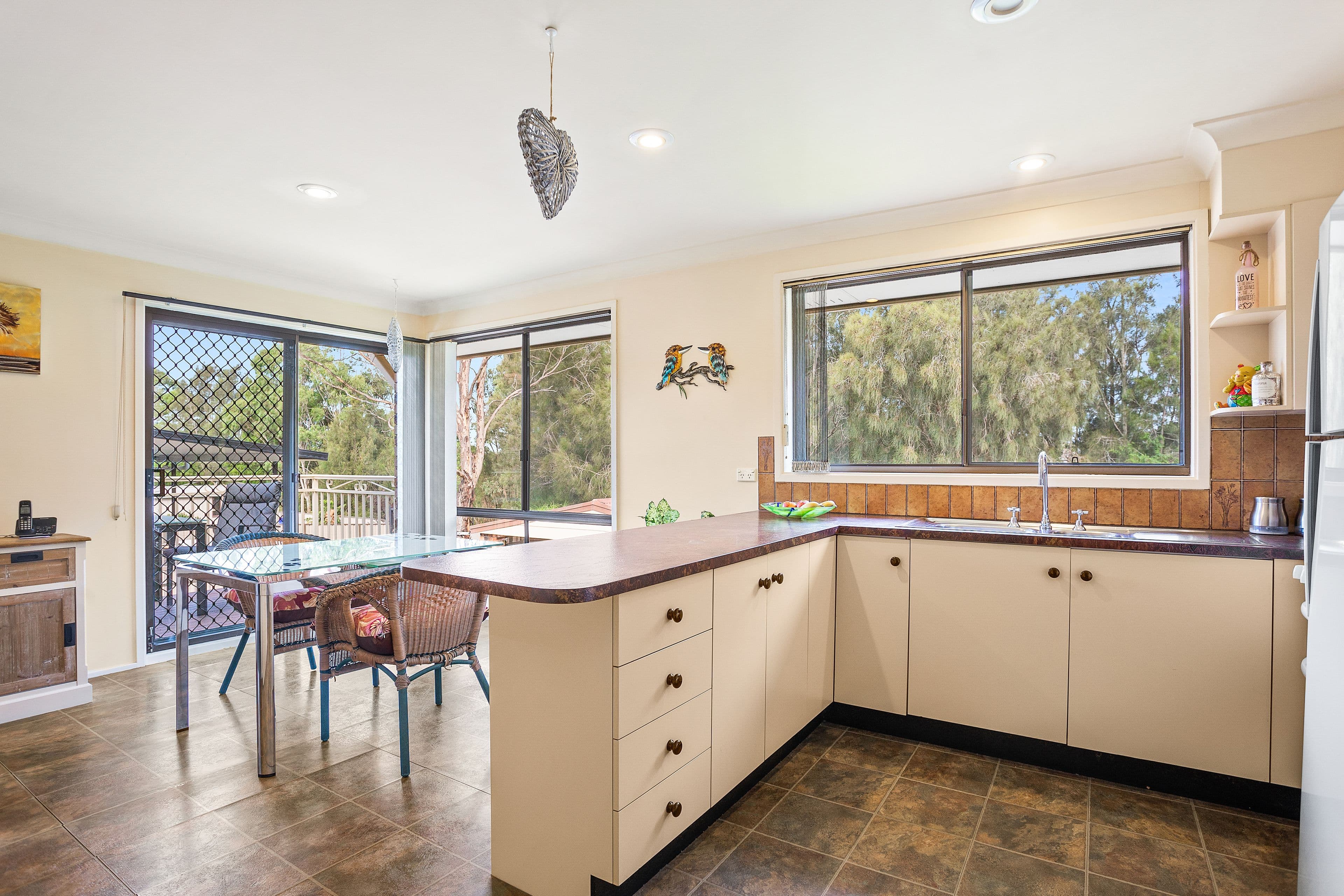 105 Ocean Beach Drive, Shellharbour NSW 2529, Shellharbour - Thumbnail 2
