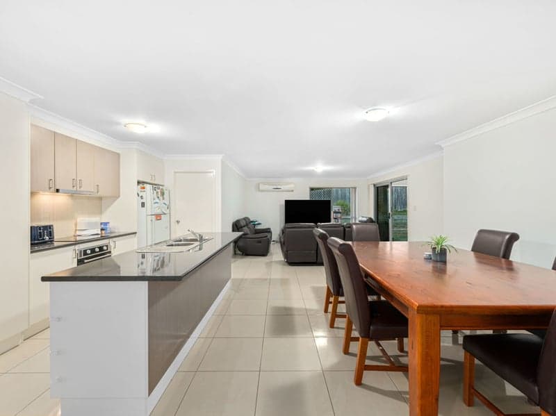 17 Wildwood Crescent, Flagstone - Thumbnail 5