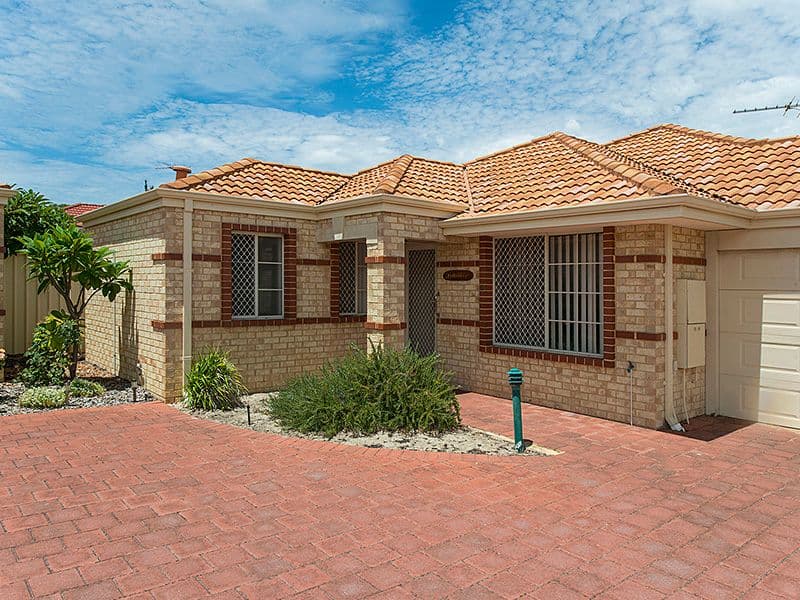 4-6 Beverley Road, Cloverdale WA 6105, Cloverdale - Thumbnail 2