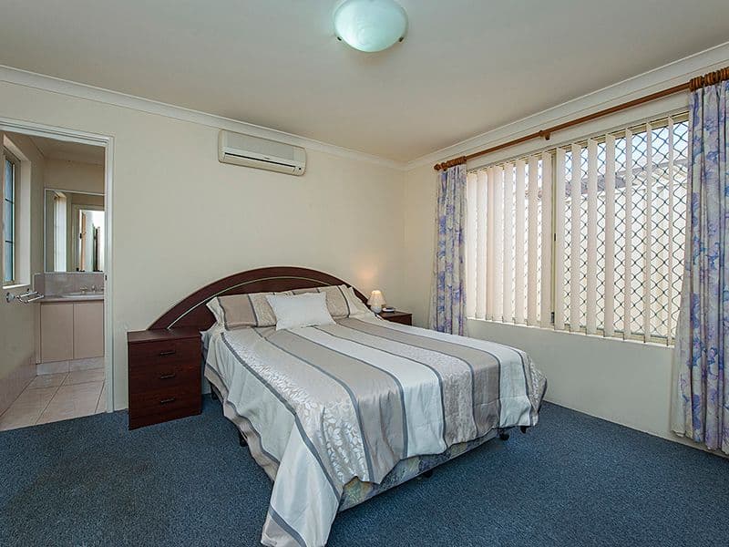 4-6 Beverley Road, Cloverdale WA 6105, Cloverdale - Thumbnail 3