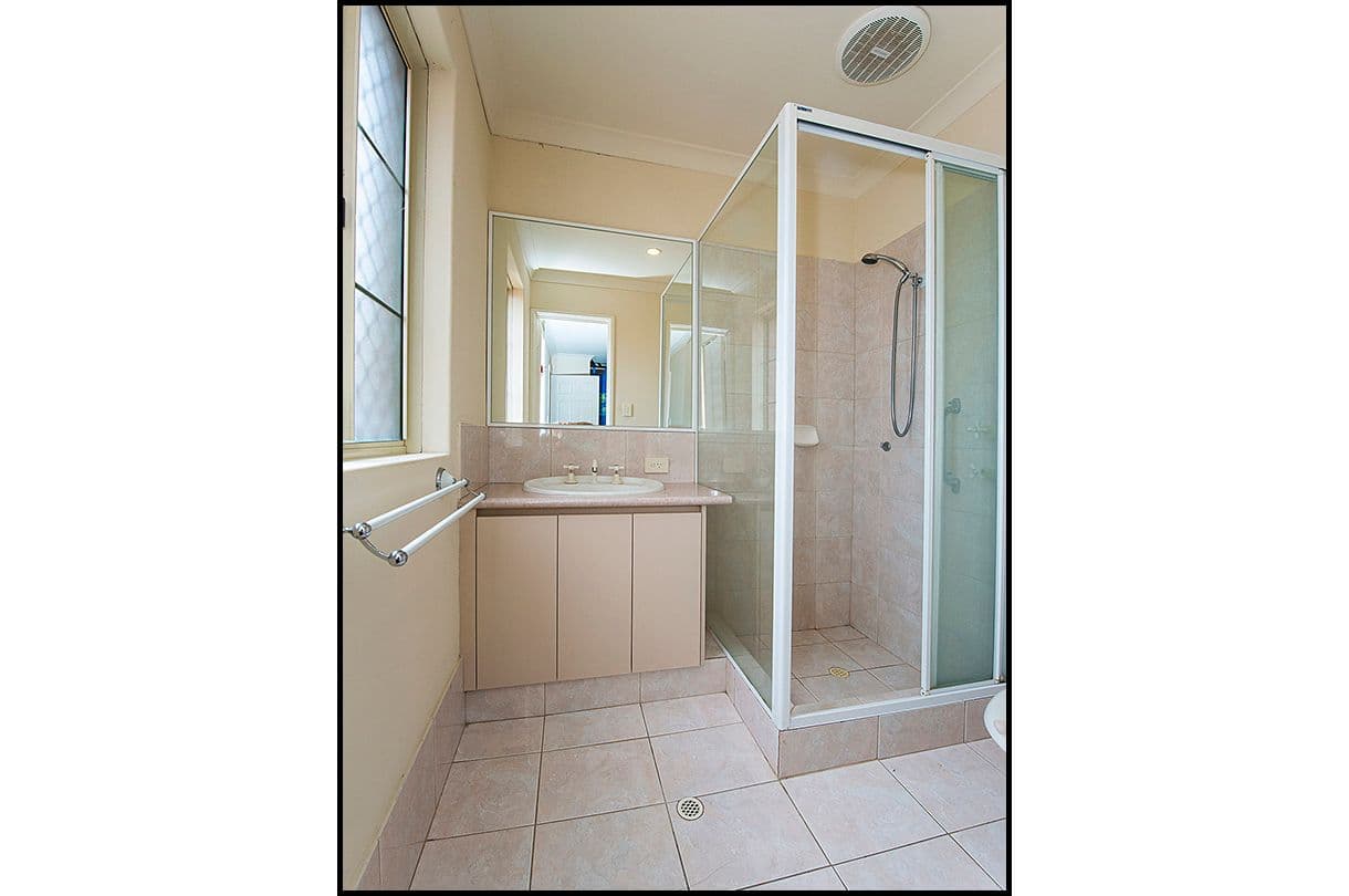 4-6 Beverley Road, Cloverdale WA 6105, Cloverdale - Thumbnail 4