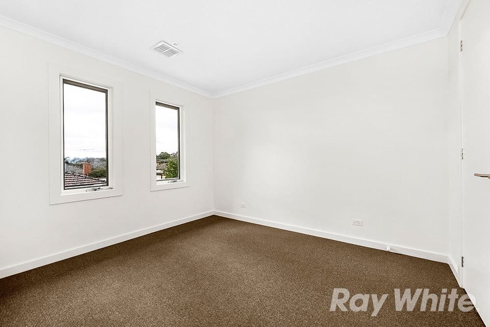 47 Mayfield Drive, Mount Waverley VIC 3149, Mount Waverley - Thumbnail 4