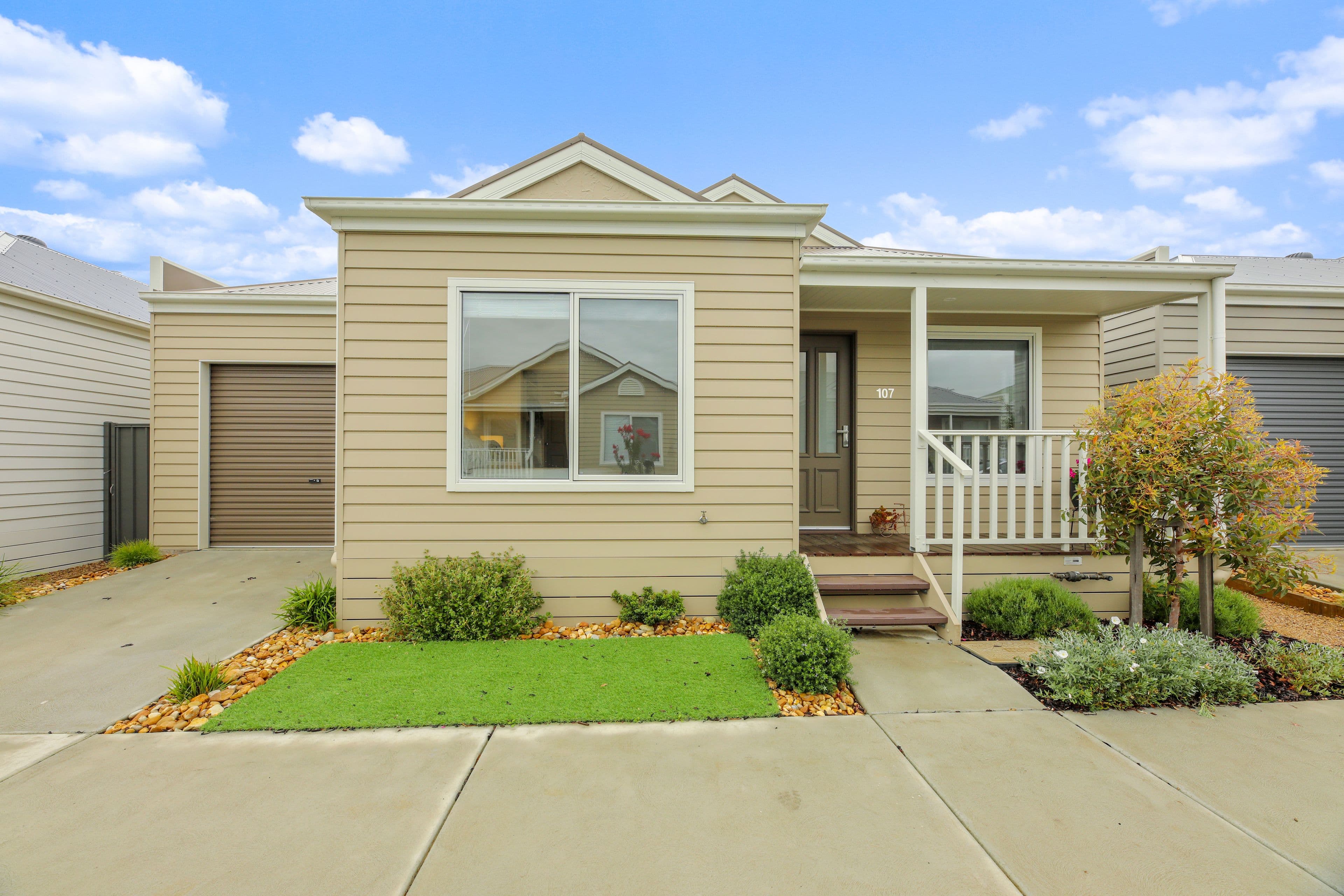 9 Kingburgh Close, Drouin VIC 3818, Drouin - Image 1