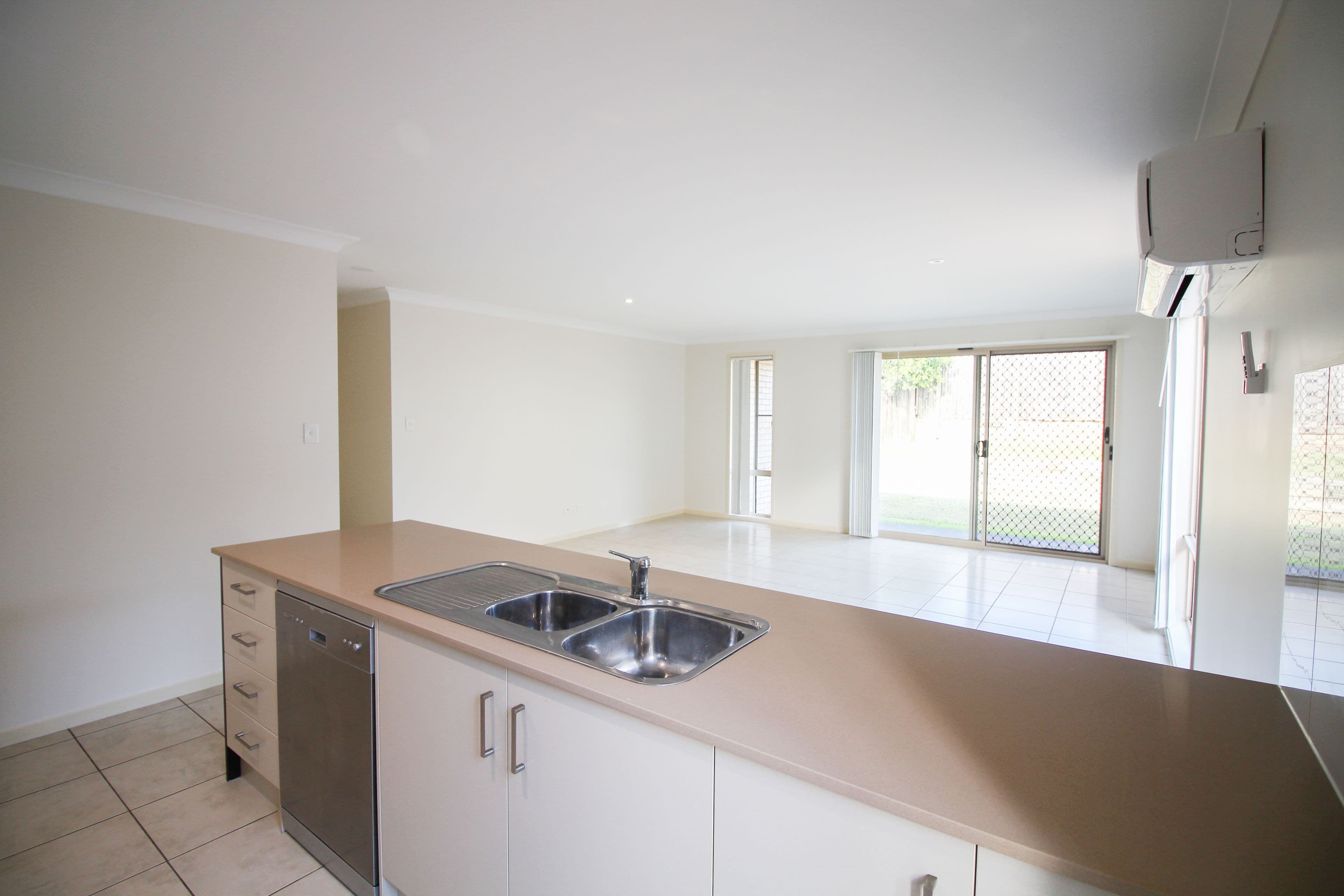 1069 Samford Road, Leichhardt QLD 4305, Leichhardt - Thumbnail 8