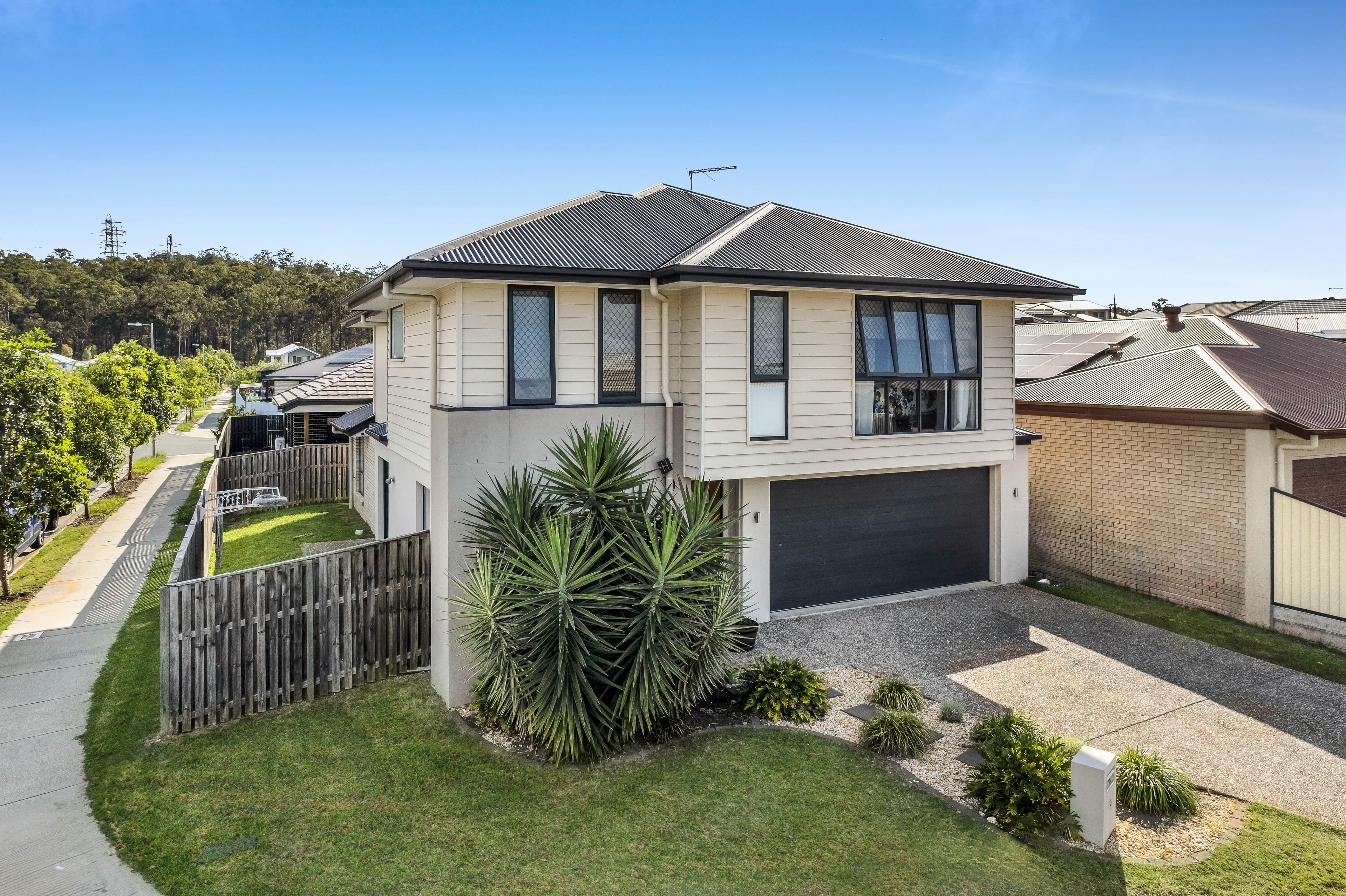 14 Woodline Drive, SPRING MOUNTAIN QLD 4300, Spring Mountain - Thumbnail 2