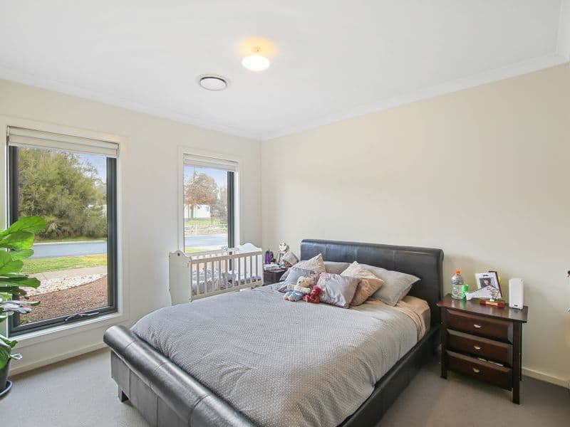 43 Curia Street, Mansfield VIC 3722, Mansfield - Thumbnail 3