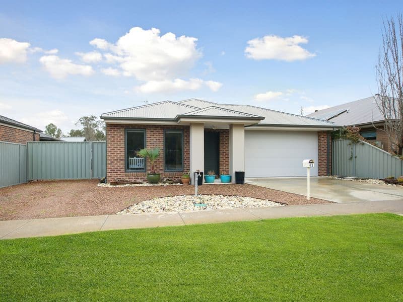 43 Curia Street, Mansfield VIC 3722, Mansfield - Thumbnail 5