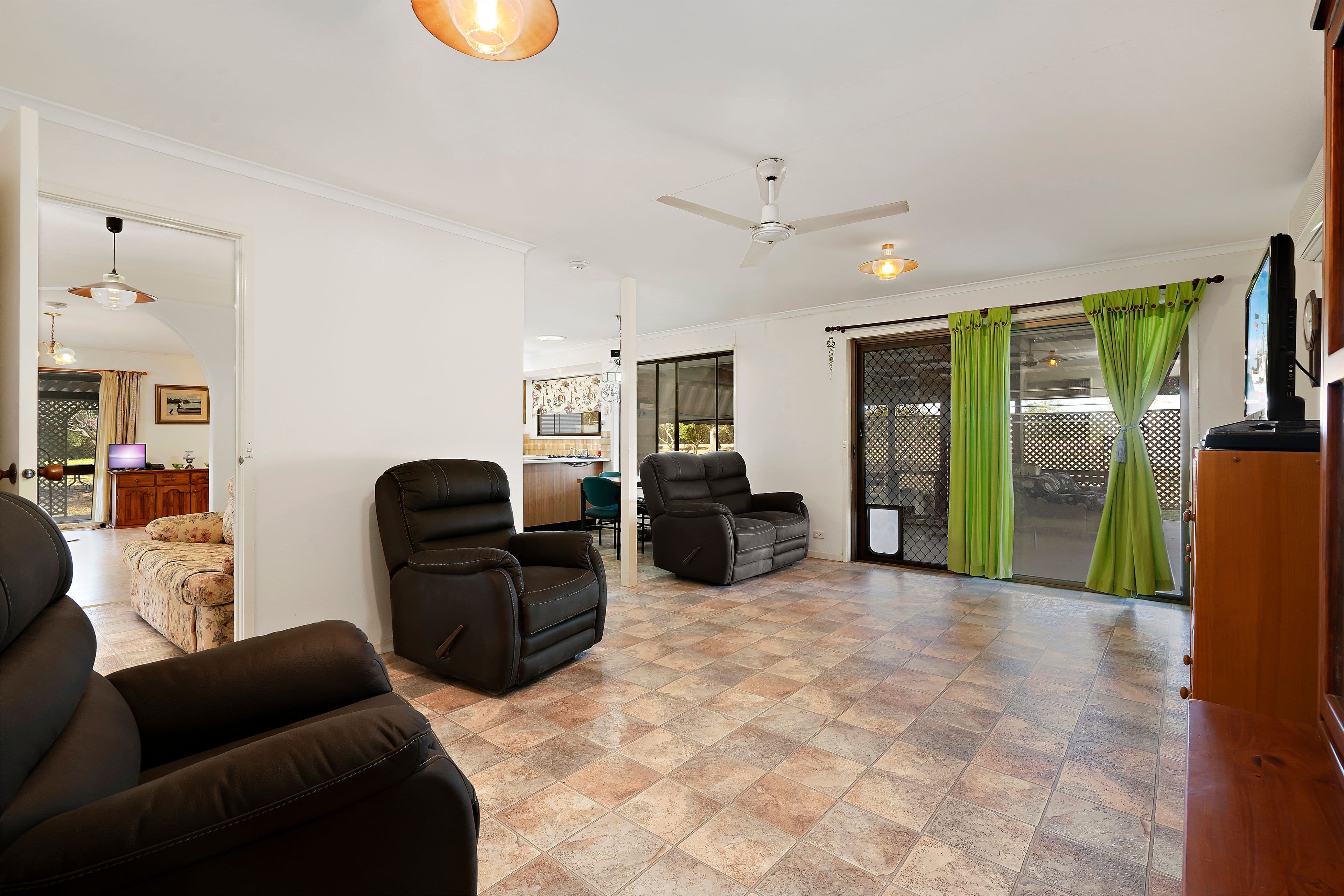 190 Twin View Road, Elimbah QLD 4516, Elimbah - Thumbnail 8