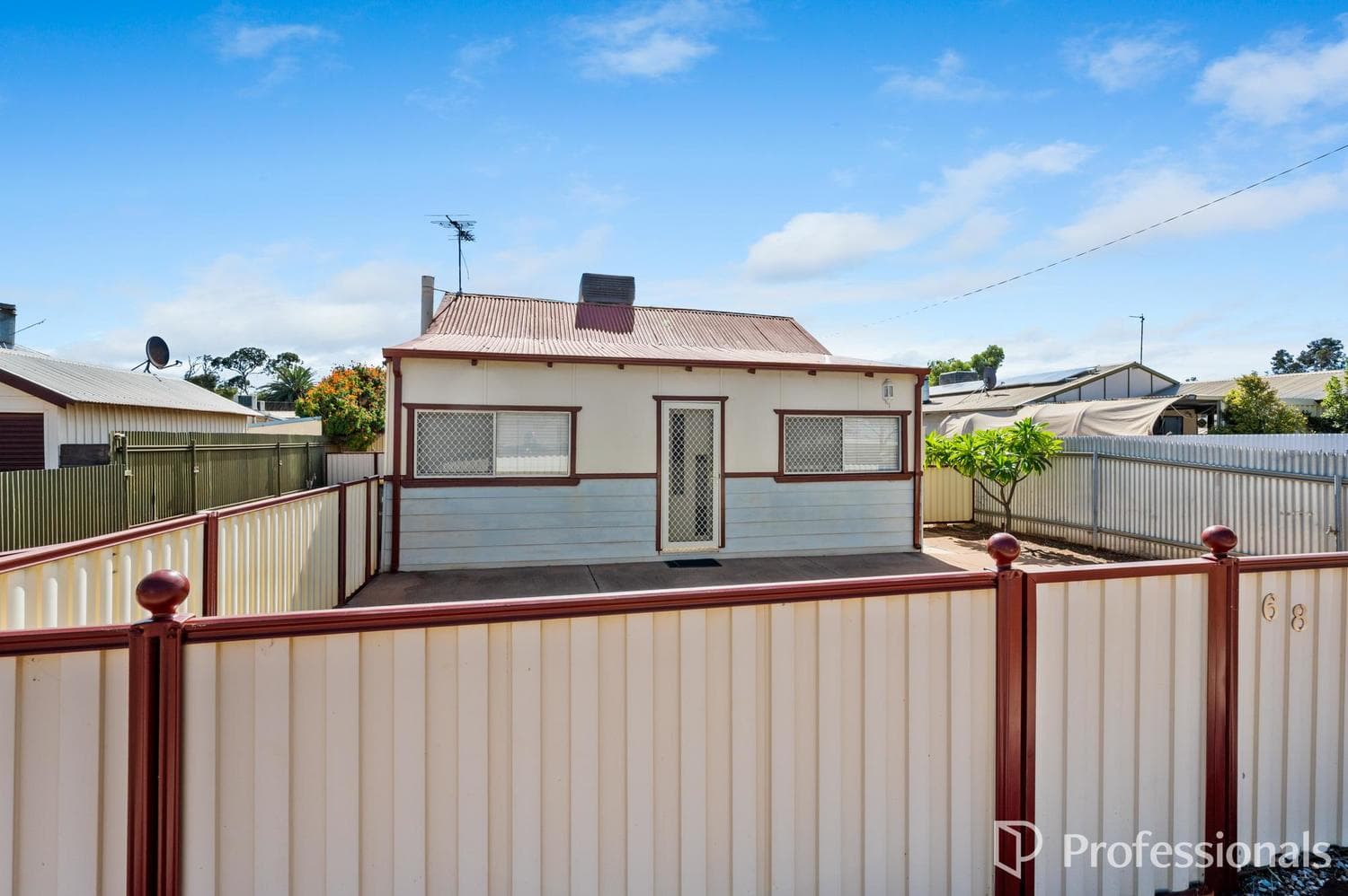 1/68 Wittenoom Street, Piccadilly WA 6430, Piccadilly - Image 1