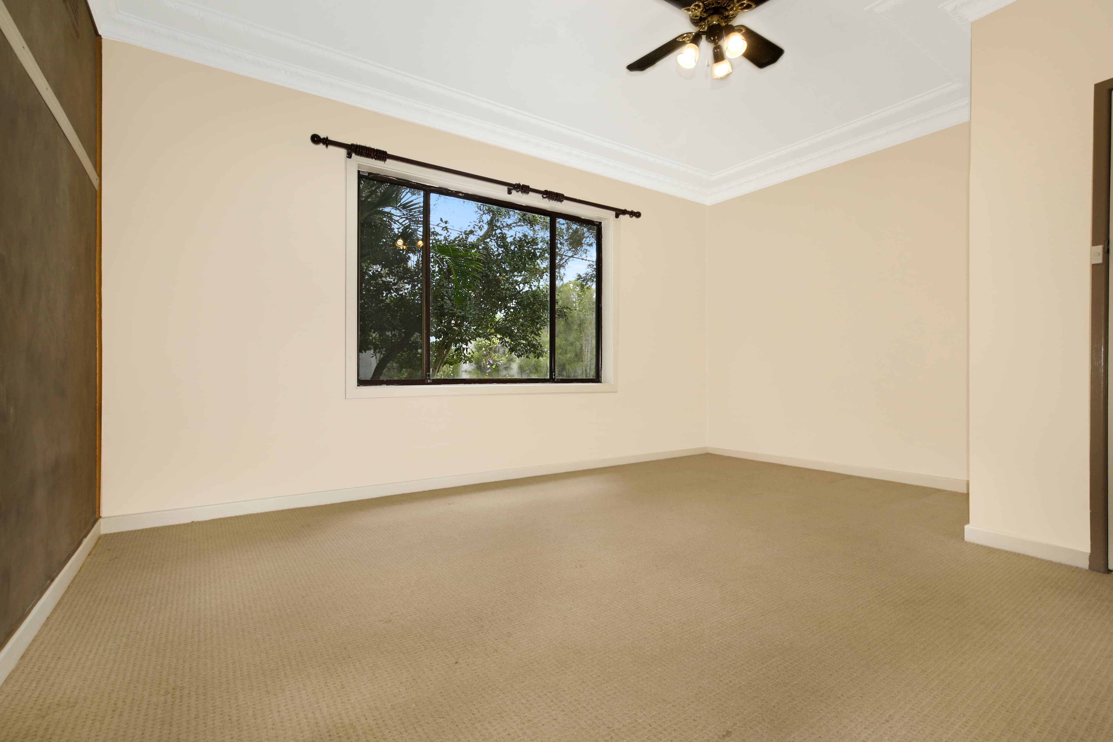 20 Graham Avenue, Gwynneville - Thumbnail 6