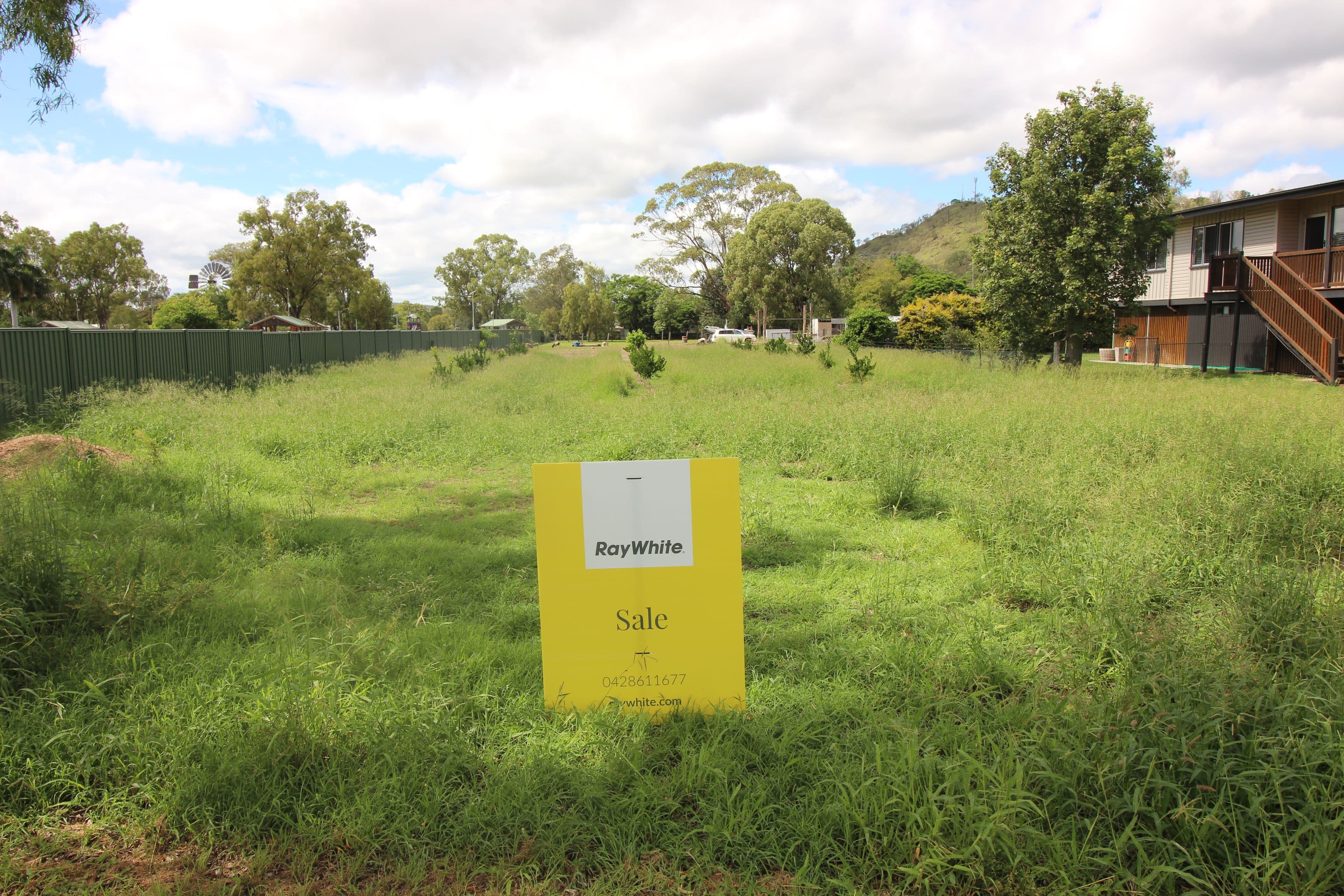 33 Warton Street, Gayndah QLD 4625, Gayndah - Image 1